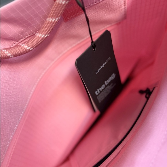 Topologie Loop Tote Bag in peachy pink - Picture 6 of 6